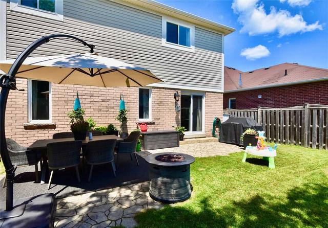 65 Westminster Circ, House detached with 4 bedrooms, 3 bathrooms and 4 parking in Barrie ON | Image 21