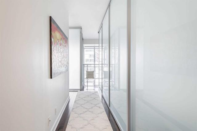 uph14 - 21 Nelson St, Condo with 1 bedrooms, 2 bathrooms and 2 parking in Toronto ON | Image 21