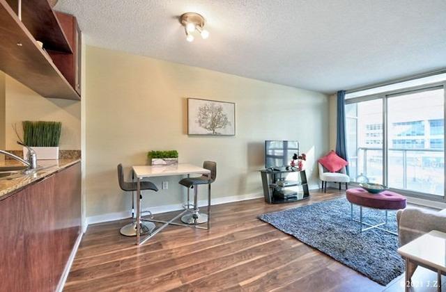 308 - 10 Navy Wharf Crt, Condo with 1 bedrooms, 1 bathrooms and 1 parking in Toronto ON | Image 2