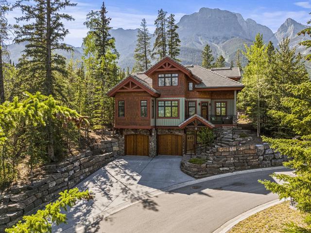 129 - 10 Walker, House detached with 4 bedrooms, 4 bathrooms and 5 parking in Kananaskis AB | Image 1