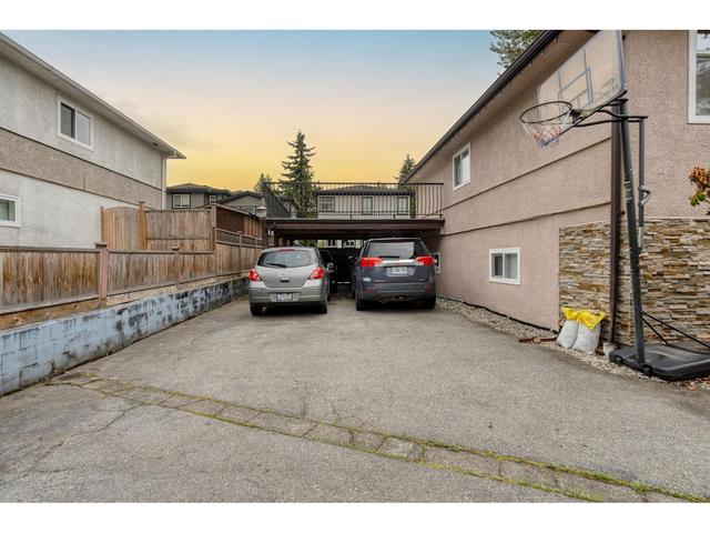 11238 82 Avenue, House detached with 5 bedrooms, 3 bathrooms and 6 parking in Delta BC | Image 3