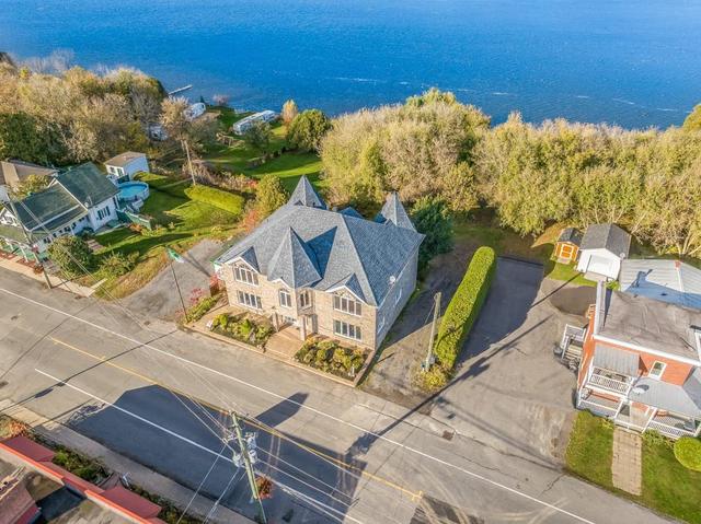 1903 Principale Street, House detached with 3 bedrooms, 4 bathrooms and 6 parking in East Hawkesbury ON | Image 1