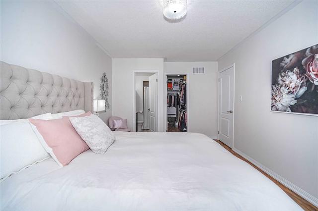 14 - 2614 Dashwood Dr, Townhouse with 2 bedrooms, 3 bathrooms and 2 parking in Oakville ON | Image 7