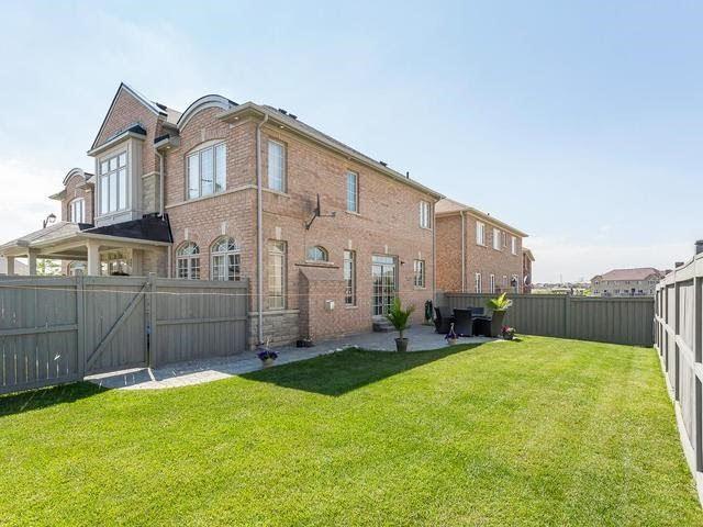 16 Niceview Dr, House detached with 4 bedrooms, 4 bathrooms and 4 parking in Brampton ON | Image 19