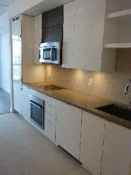 0500 - 59 Annie Craig Dr, Condo with 2 bedrooms, 2 bathrooms and 1 parking in Toronto ON | Image 8