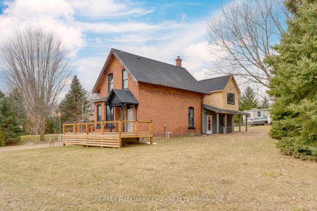 1998 Old Barrie Rd E, House detached with 5 bedrooms, 4 bathrooms and 10 parking in Oro Medonte ON | Image 33