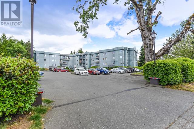 108 - 1050 Braidwood Rd, Condo with 1 bedrooms, 1 bathrooms and 1 parking in Courtenay BC | Card Image