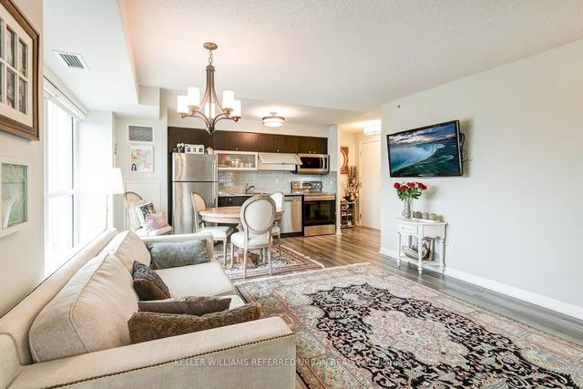 214 - 275 Yorkland Rd, Condo with 2 bedrooms, 2 bathrooms and 1 parking in Toronto ON | Image 5