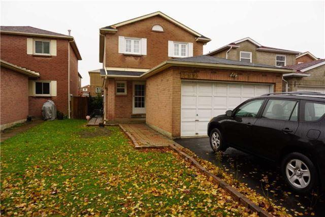 1592 Marshcourt Dr, House detached with 3 bedrooms, 4 bathrooms and 4 parking in Pickering ON | Image 2
