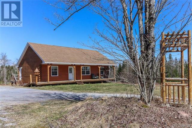 32 Mcgraw Road, House detached with 3 bedrooms, 1 bathrooms and null parking in Saint Martins NB | Image 1