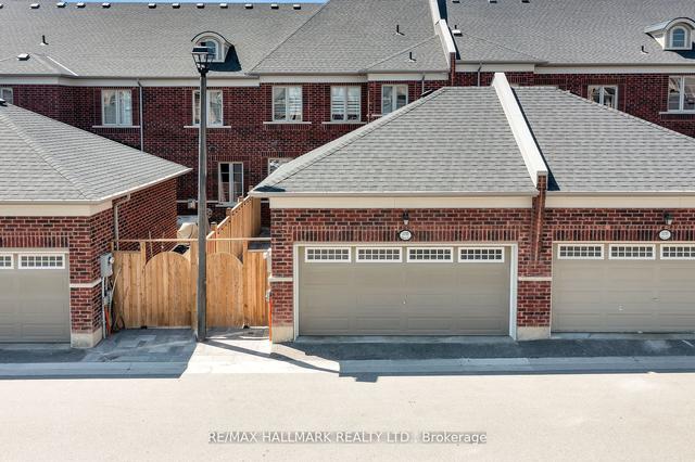 1153 Church St N, House attached with 3 bedrooms, 4 bathrooms and 2 parking in Ajax ON | Image 12