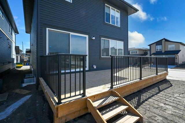 8 Willow Street, House detached with 3 bedrooms, 2 bathrooms and 4 parking in Cochrane AB | Image 7