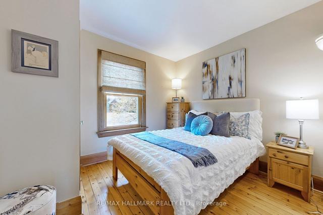 46 Arundel Ave, House semidetached with 3 bedrooms, 2 bathrooms and 2 parking in Toronto ON | Image 13