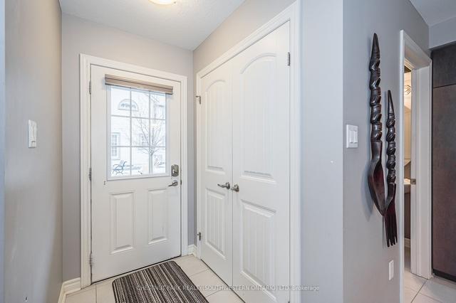 15 - 101 Frederick Dr, Townhouse with 3 bedrooms, 3 bathrooms and 1 parking in Guelph ON | Image 3