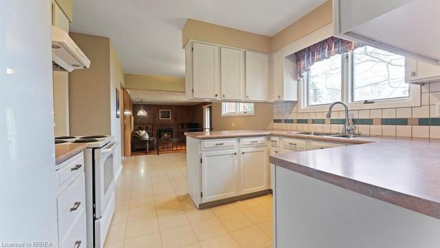 21 Brier Place, House detached with 4 bedrooms, 2 bathrooms and 6 parking in Brantford ON | Image 47