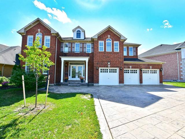 68 Bloomsbury Ave, House detached with 5 bedrooms, 6 bathrooms and 6 parking in Brampton ON | Image 1