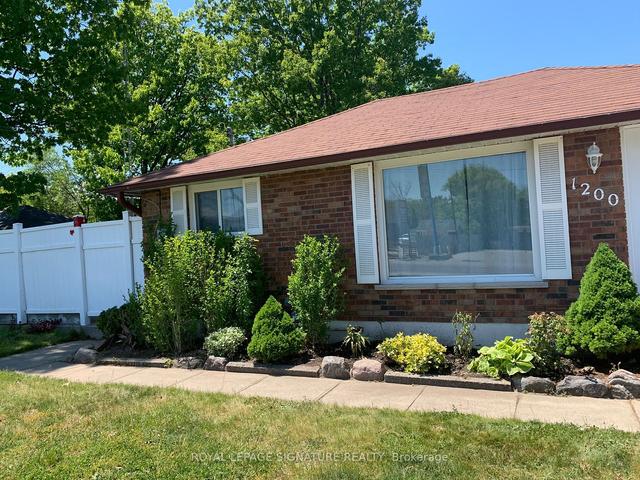 1200 Mosley St, House detached with 3 bedrooms, 3 bathrooms and 2 parking in Wasaga Beach ON | Image 12
