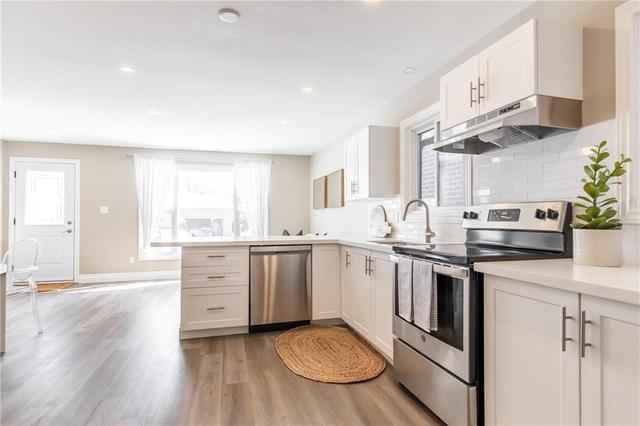 unit 1 (main) - 264 West 18th Street, House detached with 2 bedrooms, 1 bathrooms and 2 parking in Hamilton ON | Image 12