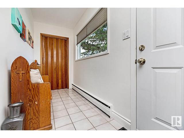 10415 Fulton Dr Nw, House detached with 5 bedrooms, 2 bathrooms and null parking in Edmonton AB | Image 36