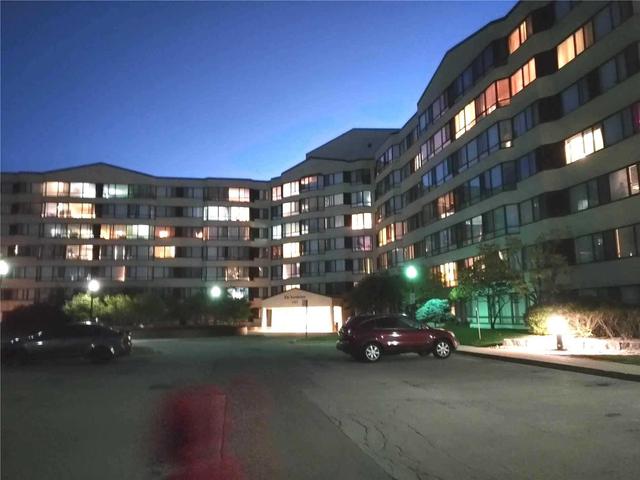309 - 1001 Cedarglen Gate, Condo with 2 bedrooms, 2 bathrooms and 1 parking in Mississauga ON | Image 15