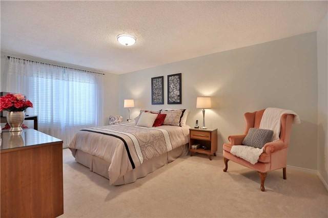 4045 Loyalist Dr, House detached with 4 bedrooms, 3 bathrooms and 3 parking in Mississauga ON | Image 14
