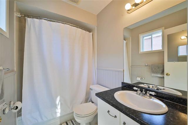 239 Lisa Marie Dr, House detached with 4 bedrooms, 3 bathrooms and 6 parking in Orangeville ON | Image 21