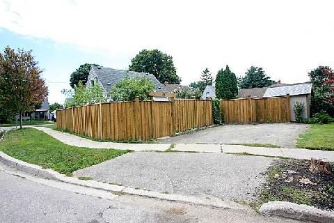 79 Uno Dr, House detached with 3 bedrooms, 3 bathrooms and 2 parking in Toronto ON | Image 20