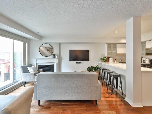 th 214 - 50 Joe Shuster Way, Townhouse with 3 bedrooms, 3 bathrooms and 1 parking in Toronto ON | Image 30