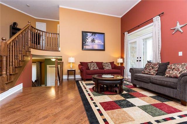 208 Cathcart Cres, House detached with 4 bedrooms, 4 bathrooms and 2 parking in Milton ON | Image 7