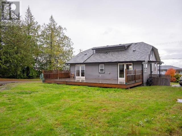 4532 Manson Ave, House detached with 3 bedrooms, 1 bathrooms and null parking in Powell River BC | Image 9