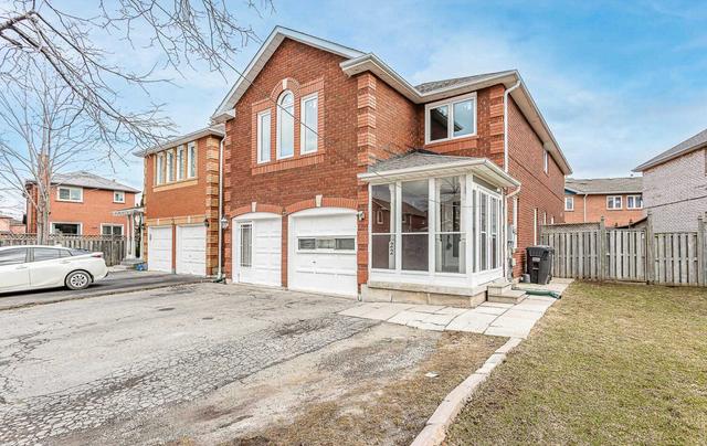 22 Muirland Cres, House detached with 4 bedrooms, 4 bathrooms and 8 parking in Brampton ON | Image 34