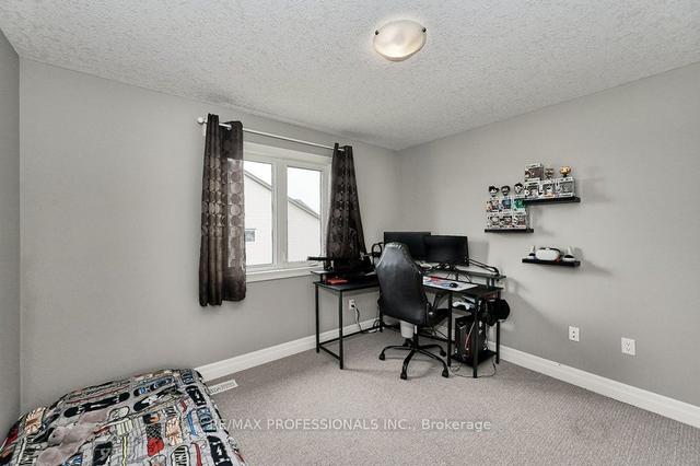 221 Goodwin Dr, House detached with 3 bedrooms, 3 bathrooms and 3 parking in Guelph ON | Image 10
