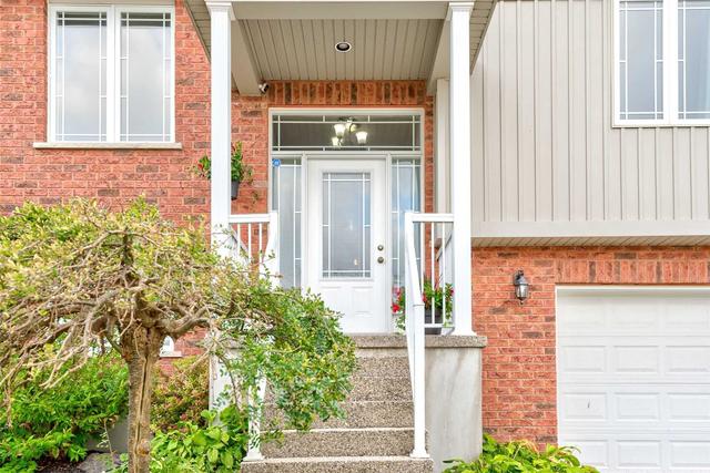 43 Erika Crt, House detached with 3 bedrooms, 3 bathrooms and 4 parking in Kitchener ON | Image 36