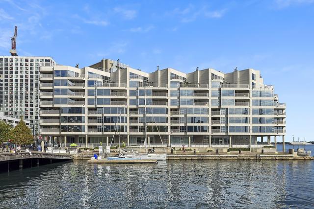 512 - 401 Queens Quay W, Condo with 2 bedrooms, 2 bathrooms and 1 parking in Toronto ON | Image 1