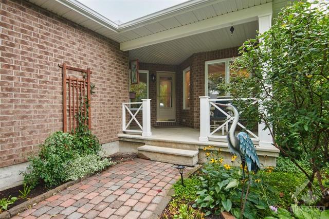 4452 Bittersweet Place, Home with 3 bedrooms, 3 bathrooms and 4 parking in Ottawa ON | Image 2