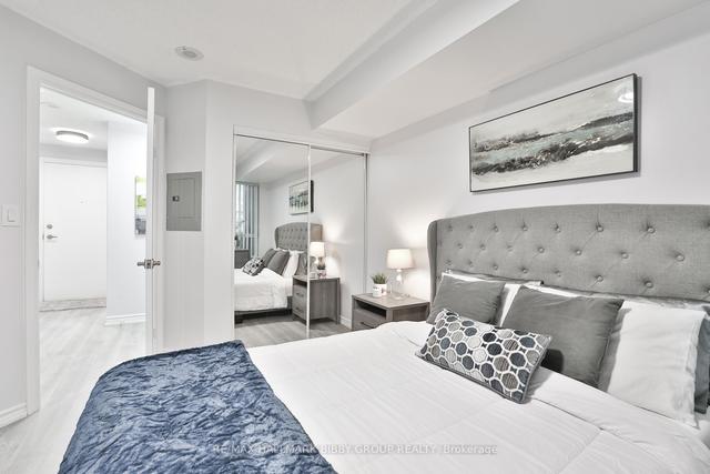 518 - 270 Wellington St W, Condo with 1 bedrooms, 1 bathrooms and 0 parking in Toronto ON | Image 8