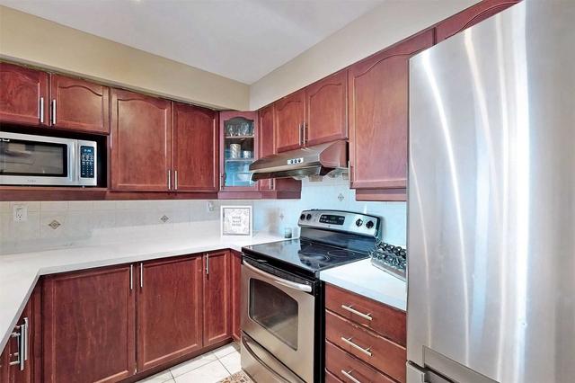 910 - 410 Mclevin Ave, Condo with 2 bedrooms, 2 bathrooms and 1 parking in Toronto ON | Image 13