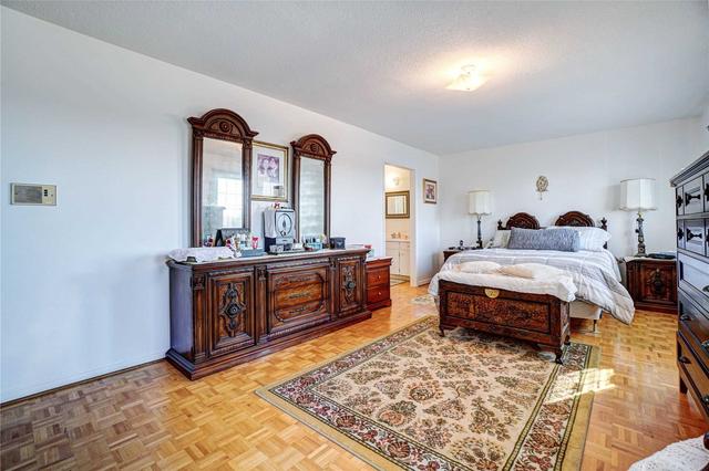 627 Aberdeen Ave, House detached with 4 bedrooms, 4 bathrooms and 5 parking in Vaughan ON | Image 10