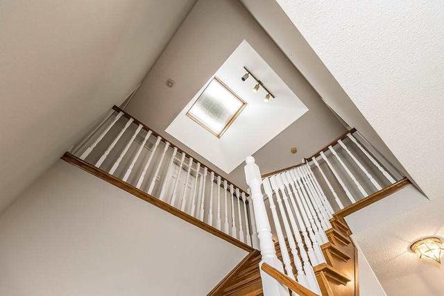 4 Pearson Rd, House detached with 4 bedrooms, 4 bathrooms and 4 parking in Brampton ON | Image 8