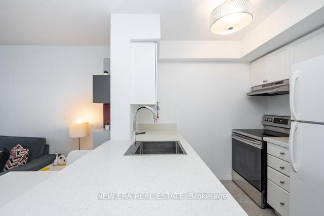 2007 - 155 Beecroft Rd, Condo with 1 bedrooms, 1 bathrooms and 0 parking in Toronto ON | Image 3