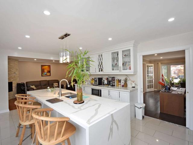 50 Horsham St, House detached with 4 bedrooms, 4 bathrooms and 4 parking in Brampton ON | Image 35