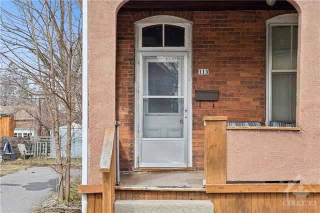 113 George Street, Home with 3 bedrooms, 1 bathrooms and 3 parking in Carleton Place ON | Image 3