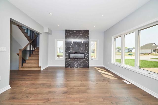 lot 82 Edinburgh Rd, House detached with 4 bedrooms, 4 bathrooms and 4 parking in Fort Erie ON | Image 15