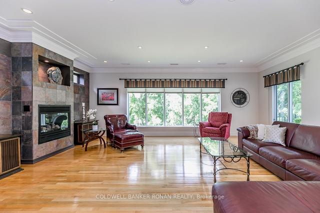44 Elizabeth St, House detached with 4 bedrooms, 4 bathrooms and 8 parking in New Tecumseth ON | Image 3