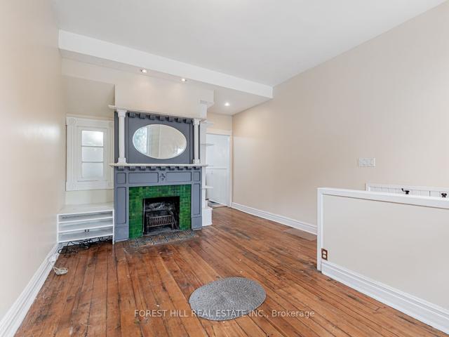 634 Wellington St W, House attached with 4 bedrooms, 2 bathrooms and 0 parking in Toronto ON | Image 23