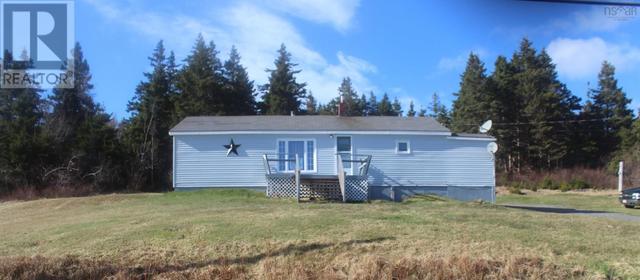 4586 Highway 16, House detached with 3 bedrooms, 1 bathrooms and null parking in Guysborough NS | Image 1