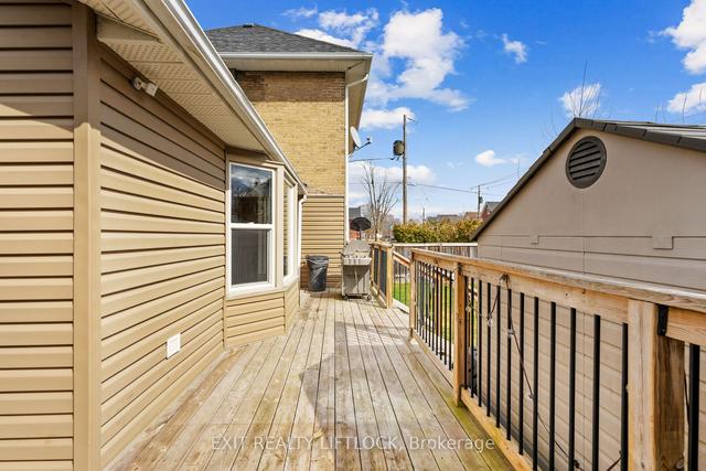 99 Lynch St, House detached with 4 bedrooms, 2 bathrooms and 2 parking in Peterborough ON | Image 35