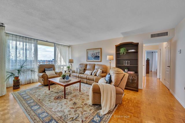 2102 - 61 Richview Rd, Condo with 3 bedrooms, 2 bathrooms and 1 parking in Toronto ON | Image 16