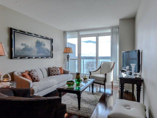 1002 - 4879 Kimbermount Ave, Condo with 1 bedrooms, 1 bathrooms and 1 parking in Mississauga ON | Image 7
