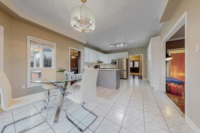 155 Sandcherry Crt, House detached with 4 bedrooms, 4 bathrooms and 4 parking in Pickering ON | Image 5